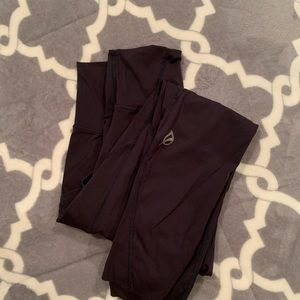 Ptula workout leggings